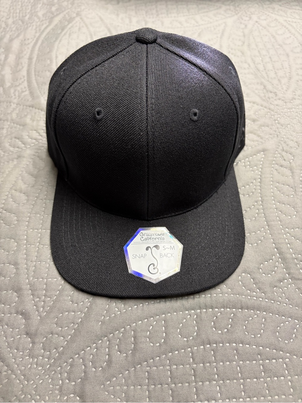 Grassroots California Black Snapback Cap with Flat Brim S-M